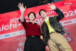 “เตนส์“ ศิลปินไทยระดับโลก ควง ”เอส“ นักแสดง-อดีตนักว่ายน้ำทีมชาติไทย เปิดลานกิจกรรมสามย่านมิตรทาวน์ พร้อมชวนเชียร์ทัพเอเชียนเกมส์ไทย