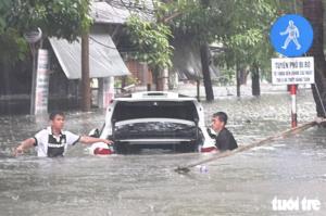 หนักสุดในรอบ 41 ปี! ‘วิญ’ เวียดนามฝนกระหน่ำ 399 มม.ใน 6 ชั่วโมง ทำเมืองจมน้ำ-จราจรอัมพาต