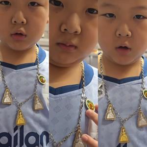 "น้องช้าง" รีวีวพระเครื่อง ลั่นชื่อแถมชี้แม่นเป๊ะทุกองค์ไม่มีมั่ว “ท้าวดักแด้” กองเชียร์ระดับชาติยังทึ่ง