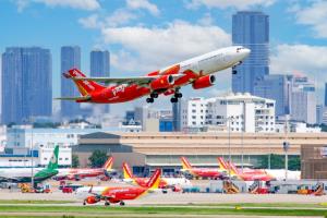 Vietjet เซ็นดีล Starlink ติดตั้งอินเตอร์เน็ตความเร็วสูงให้บริการผู้โดยสารฟรีทุกเที่ยวบิน