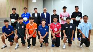 “GULF-AIS” ยกระดับวงการลูกหนังไทย มอบทุนแข้งเยาวชนไทยลีก 3 ทุกทีมทั่วประเทศ ปูรากฐานฟุตบอลท้องถิ่น ผลักดันสู่มืออาชีพควบคู่การศึกษา