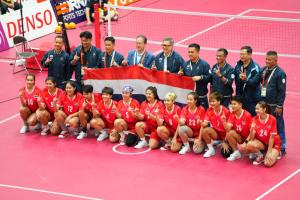 “ตะกร้อสาวไทย” ฟาดเกาหลีใต้ 2-0 ทีม ป้องกันแชมป์สำเร็จ คว้าทองที่ 6 ให้ทัพไทย