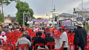 หาดใหญ่เริ่มแล้ว!  “เอาประเทศไทยของเราคืนมา”
