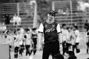 อดีตสตาฟโค้ชทีมชาติไทย ยุค ”ซิโก้“ ถูกไฟดูดเสียชีวิต หลังเตรียมขนย้ายรถช่วงน้ำท่วม