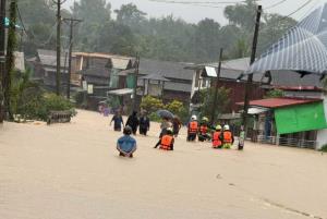 ฝนกระหน่ำพม่า ทำน้ำท่วม-ดินถล่มในตะนาวศรี ดับแล้วอย่างน้อย 8 ราย