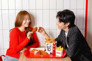 KFC เสิร์ฟ “ไก่กรอบโซลฮอต” เริ่มต้นเพียง 49 บาท ถึง 28 ตุลาคมนี้เท่านั้น