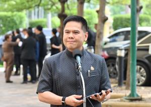 “วราวุธ”ห่วงน้ำเหนือทะลักสู่ลุ่มน้ำท่าจีน หารือกรมชลฯผ่องถ่ายไปทุ่งรับน้ำ