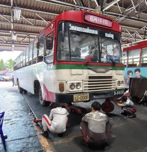 ขสมก.ตรวจเช็กความพร้อมรถโดยสาร เตรียมพร้อมรับวันทำงาน พรุ่งนี้ (30 กย.)