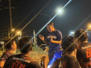 “สส.เบียร์” อยุธยา ขนท่อซิ่งสูบน้ำ เข้ากทม. เร่งติดตั้งช่วยชุมชนแฟลตคลองจั่น