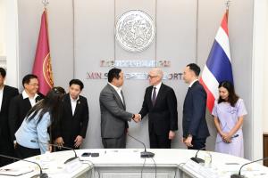 “สรรเพชญ”ถก Maersk ยักษ์ใหญ่ขนส่งโลก หนุนขยายการลงทุนท่าเรือแหลมฉบัง - ICD