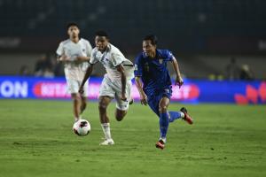 แพ้แต่เข้าชิง ไทยพ่ายฟิลิปปินส์ 1-2 จบแชมป์กลุ่มบี ทะลุชิงดำอินโดฯ บอลฟีฟ่าอาเซียนคัพ 2026