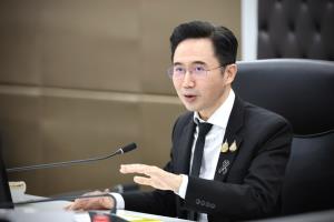 “ยศชนัน” ดันงานวิจัยไทยสู่ภารกิจช่วยคนไทยได้จริง! อว. ผนึก ม.อ. ส่ง “ข้าวกล่องนวัตกรรม Grab agro” 3,000 กล่อง เก็บได้นาน 18 เดือนไม่ง้อตู้เย็น หนุนศิลปากรแจกผู้ประสบอุทกภัยน้ำท่วม