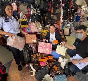 “ศุลกากรช่องจอม”กวักมือเรียกเอกชนลงทุน “โคราช” ชี้เส้นทางธุรกิจยังสดใส ลั่นงบ 69 มีส่วนร่วมทางเศรษฐกิจกว่า 3,500 ล้านบาท