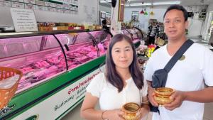 “เจ๊ต้อม ไก่สด” เปิดใจ ขายปลีกหมู -ไก่ แข่งกันเดือด คนตกงาน-แบรนด์ดังร่วมแบ่งเค้ก  จากขายส่งหันเปิดหน้าร้านขายปลีกสู้ ....