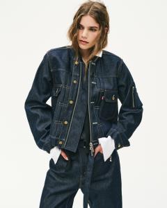 Levi’s&amp;#174; และ sacai กลับมาสานต่อบทใหม่ของการสร้างสรรค์เดนิมเป็นครั้งที่สาม