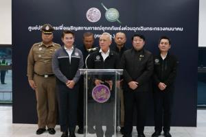 "พิพัฒน์” เปิดศูนย์ “คมนาคมร่วมใจช่วยรถน้ำท่วม” รถจมน้ำ เช็ก-ซ่อม ฟรี 25 รายการ