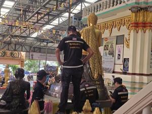 เกศพระพุทธสิหิงค์วัดใหม่สำราญ เกาะล้าน หายปริศนา พบสายกล้องถูกตัด-บางตัวถูกถอดปลั๊ก ตร.พิสูจน์หลักฐานเร่งตรวจ