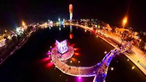 ปักหมุดแลนด์มาร์กใหม่! ททท. ชวนเที่ยว “VIJIT ROI-ET ILLUMINATION” เนรมิตบึงพลาญชัยตระการตาด้วย แสง-สี-เสียง-ดนตรี 9-18 ต.ค. นี้