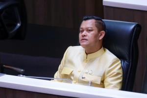 “ธนกร” มั่นใจ นายกฯ-รัฐบาลทำงานเต็มที่ เตือน “เท้ง” ซักฟอกต้องเน้นข้อเท็จจริงไม่สร้างวาทกรรม อย่าลักไก่เรื่องไม่เกี่ยวการบริหารงาน