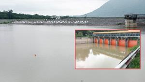 (คลิป)จ่อล้นสปิลเวย์! ฝนตกบนเขาใหญ่ต่อเนื่อง ทะลักลง“เขื่อนลำตะคอง”โคราช ปริมาณน้ำพุ่งพรวดเป็น 246 ล้านลบ.ม.แล้ว