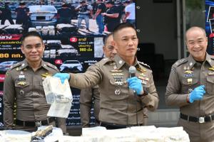 บช.ปส. เปิดยุทธการ “สยบไพรีพินาศ EP.2” ทลาย 4 เครือข่ายยานรก ยึดยาบ้า 13.5 ล้านเม็ด ไอซ์ 280 กก. เร่งขยายผลล่าตัวการใหญ่