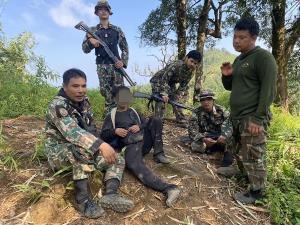 ไม่เข็ดหลาบ! อุทยานฯ ทองผาภูมิผนึก ตชด.บุกจับแก๊งร่อนทองกลางป่า