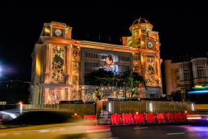Plan B Media จัดแสดง Immersive Art แสงสีตระการตาบนถนนราชดำเนินฯ น้อมรำลึกในหลวง ร.๙