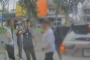 รวบอดีตแอร์สาวจีนนายหน้าขนต่างด้าวข้ามแดนพร้อม 4 ผู้ต้องหา พบพิรุธเอี่ยวขบวนการขายสัญชาติ