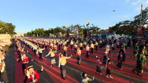 รำลึก 69 ปี “วันสัตตนาคารำลึก” บวงสรวงพญานาค 7 ตน สุดยิ่งใหญ่ นางรำกว่า 1,400 ชีวิต ฟ้อนถวายองค์พระธาตุพนม
