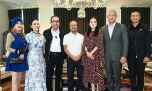 มูลนิธิมาดามแป้ง รับเงินสนับสนุน 100,000 บาท จาก 2 ศิลปินแห่งชาติ ร่วมส่งต่อพลังแห่งการให้เพื่อสังคม