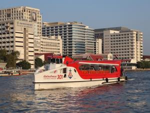 “เรือด่วนฯ- เรือข้ามฟาก”ปรับเวลาบริการ 21 ต.ค. และ 28 ต.ค. ช่วงซ้อมใหญ่ขบวนพยุหยาตราทางชลมารค