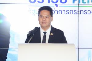 “วราวุธ”ชี้เจ้าของรง.กำจัดกากเถื่อนที่ปราจีนเป็น ‘ต่างชาติ’ เร่งสอบการได้บัตรปชช-เส้นทางการเงิน