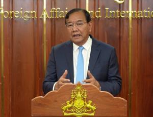 ‘ปรัก สุคน’ หนุนฟื้นความสัมพันธ์ทางการทูต ชี้กุญแจสำคัญแก้ข้อพิพาท ย้ำเจรจาดีกว่าการใช้กำลัง ร้องไทยทำตามข้อตกลง