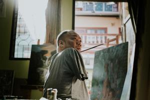 มูลนิธิอาร์ตโนแฮนด์ จับมือ 6 องค์กรศิลปะเพื่อผู้พิการ เปิดนิทรรศการ “ART FOR CHANGE BEYOND ABILITY” รวมพลังศิลปินพิการ ถ่ายทอดผลงานกว่า 300 ชิ้น