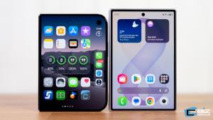 จับเทียบจอพับ iPhone Duo - Galaxy Z Fold 8 ห่างกันหลักหมื่น
