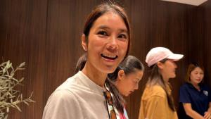 "น้องฝ้าย" ไร้กังวล "โรม" จ่อให้ข้อมูล DSI สามีเอี่ยวสีเทา ตีมึนแจงกมธ.กฎหมายหรือไม่