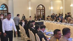 นายกฯ ถก กพอ.ลุยเมกะโปรเจกต์เป้าหมาย EEC พร้อมไฮสปีด รถไฟความเร็วสูงเชื่อม 3 สนามบิน-เมืองการบินอู่ตะเภา