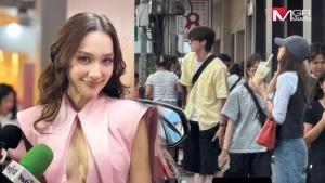 “เดียร์น่า” เผยไม่ได้รู้ทุกเรื่องของ “ลิซ่า” หลังมีกระแสคบ “บลู พงศ์ทิวัตถ์” ขออยู่ตรงกลางน้องแฮปปี้ตนก็แฮปปี้