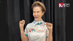 “ดวงดาว จารุจินดา” ประทับใจ “โฟร์ท ณัฐวรรธน์” เก่งมีวินัย ดีใจวัย 76 ยังมีงานทำ