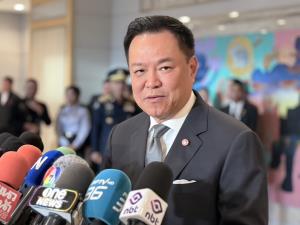 "อนุทิน" มอบรองนายกฯ ช่วยกันเกาะติดน้ำท่วมใต้ ย้ำได้รับเยียวยาตามหลักเกณฑ์ประกันภัยพิบัติ