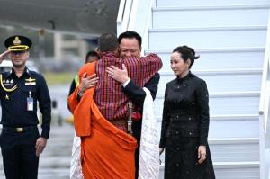 “อนุทิน” ถึงภูฏาน "นายกฯ ดาโช เชริง" มารับถึงสนามบิน เตรียมหารือทวิภาคี กระชับความสัมพันธ์-ความร่วมมือ